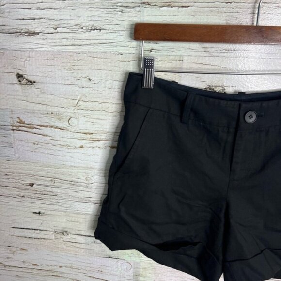 Club Monaco black shorts size 2 - Picture 2 of 10